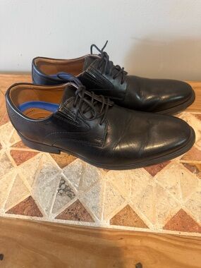 Clarks Sz 9 Oxford Cushion Dress Shoes 15770 Lace Up Black